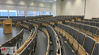 Inrichten opdeelbaar auditorium in voormalige sporthal voor Artesis Plantijn in AP Hogeschool campus Meistraat