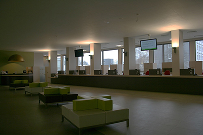 inkomhal, patiëntgebonden administratie, sociale dienst, ombuds, lounge, shops voor ZAS - Ziekenhuis aan de Stroom in AZ Middelheim